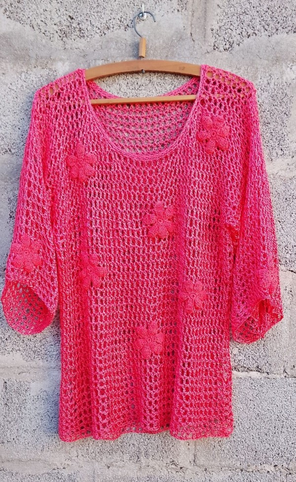 Remera a crochet Sara