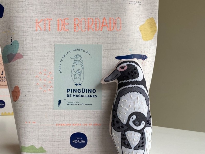 Kit de bordado. Pingüino de Magallanes