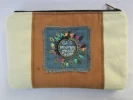 Estuche bordado