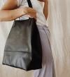 Cartera Humus Negra - 100% Cuero