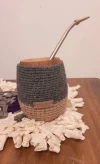 Mate con funda tejida