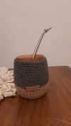 Mate con funda tejida