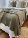 Manta pie de Cama Mai