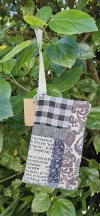 Cartuchera patchwork negra