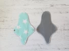 Pack por 3 toallitas para menstruación con tela "siempre seco" (ketten) modelo colaless.