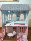 Casa de muñecas estilo ingles